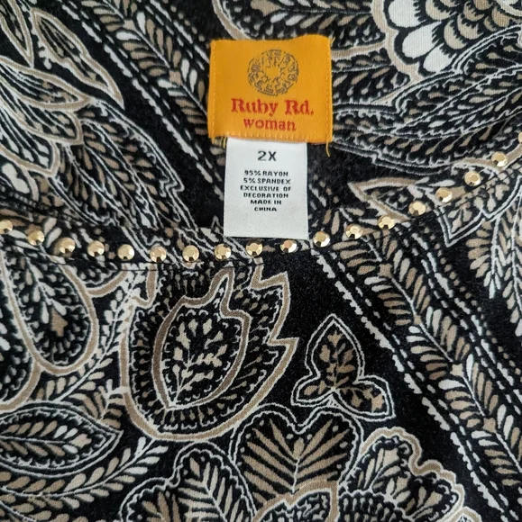 🔥Ruby Rd.  Woman  Top/Tunic - Picture 5 of 9